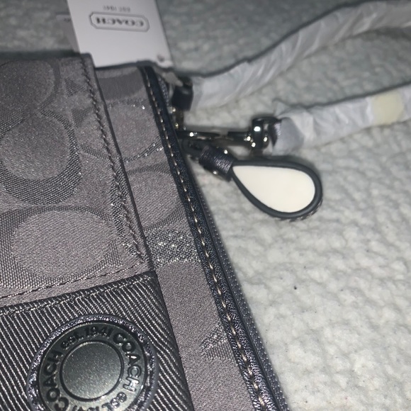 Coach Wristlet - Picture 3 of 5